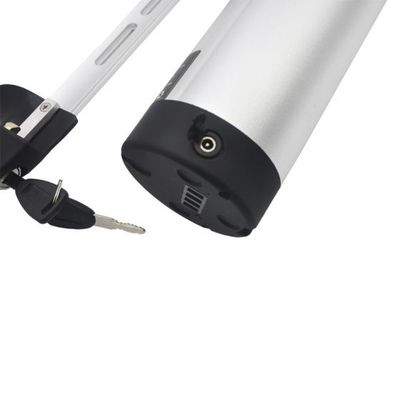 CE/MSDS aprobó la batería automotriz a prueba de explosiones de la bici de 36V/48V 10ah 400WH LFP con teledirigido para el triciclo eléctrico