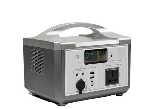 IP65 Fuente de alimentación portátil LifePO4 600WH Batería Potencia de salida Hasta 1200W Generador de energía solar para uso en el campamento / hogar