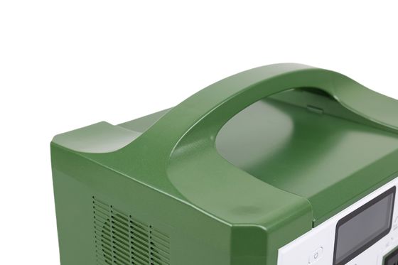 Cargador rápido MPPT Cotroller solar 600W Potencia Casilla de plástico verde Generador solar para sistema de respaldo al aire libre
