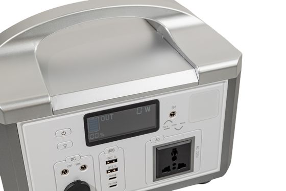 Densidad de energía alta DC12V 300W USB Cargador de automóvil / cargador de paneles solares MSDS aprobado para respaldo doméstico