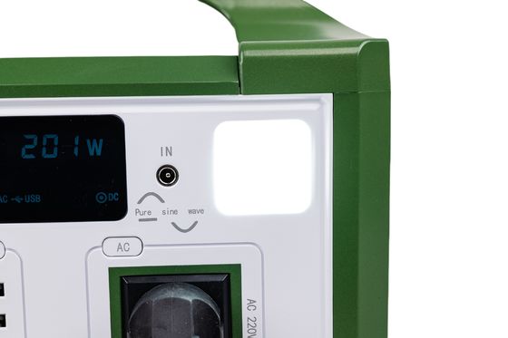 Carga rápida 300W Recargable Batería de iones de litio todo en uno con pantalla LCD Banco de energía portátil para drones UAV