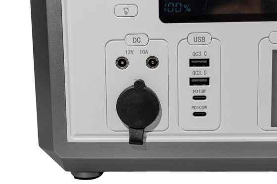 Densidad de energía alta DC12V 300W USB Cargador de automóvil / cargador de paneles solares MSDS aprobado para respaldo doméstico