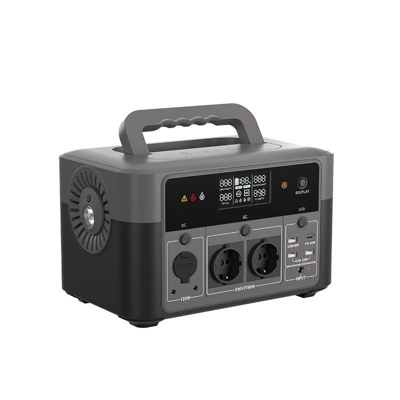 Central eléctrica portátil al aire libre de la CA 700W de ROHS para el arrancador del salto del coche